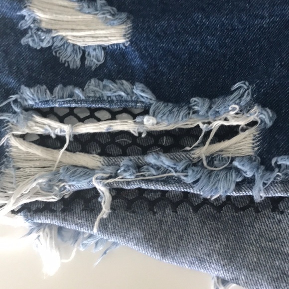 Distressed fishnet denim shorts S - Picture 3 of 5